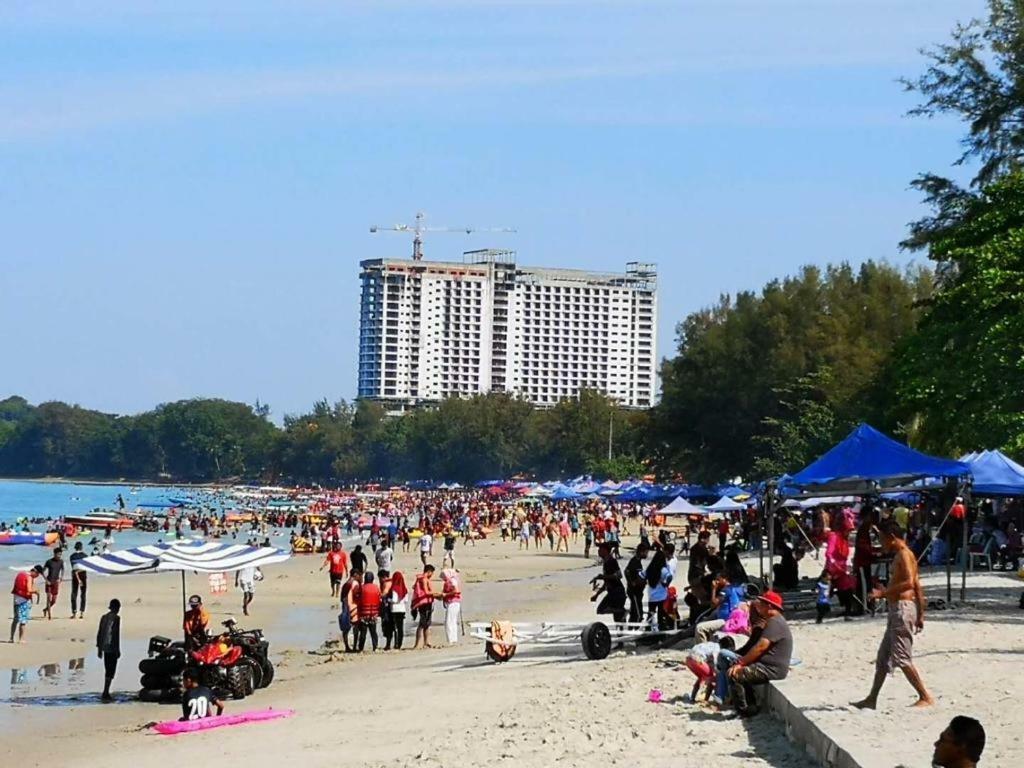 Seri Ratu Hotel & Spa Port Dickson Esterno foto