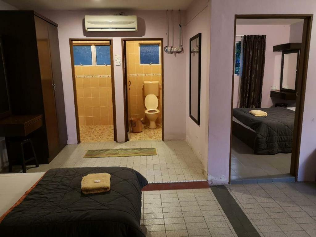 Seri Ratu Hotel & Spa Port Dickson Esterno foto