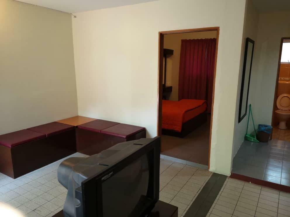 Seri Ratu Hotel & Spa Port Dickson Esterno foto